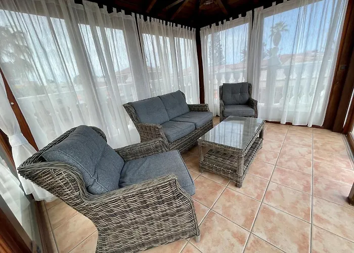 Luxury Villa Los Gigantes